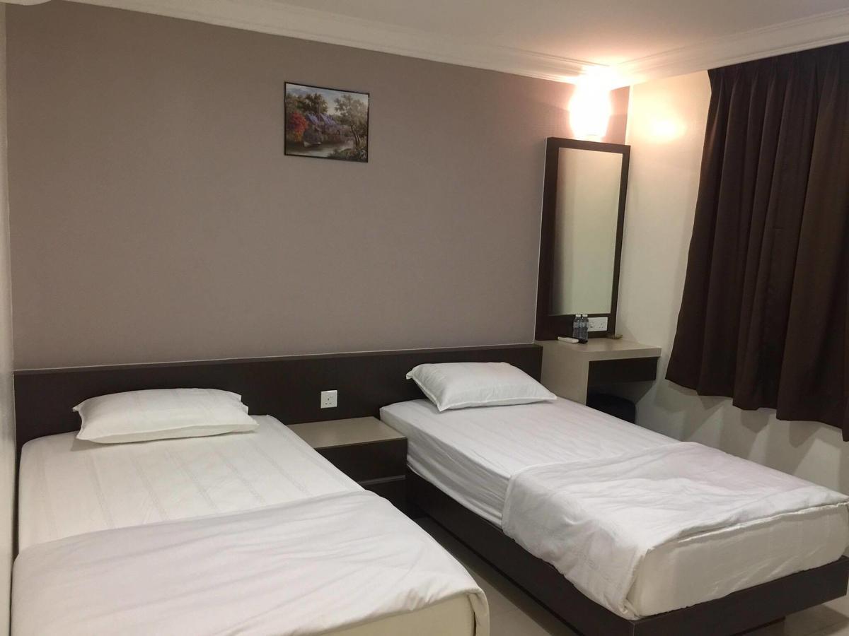 Hi Star Hotel Sitiawan Bagian luar foto